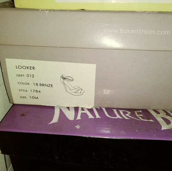 Sandals - Picture 2 of 5